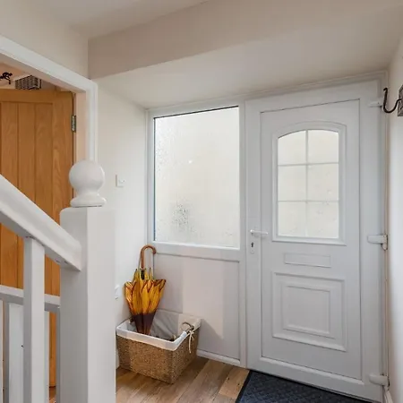 Broomfield Nr - Dogs For Free Pickering